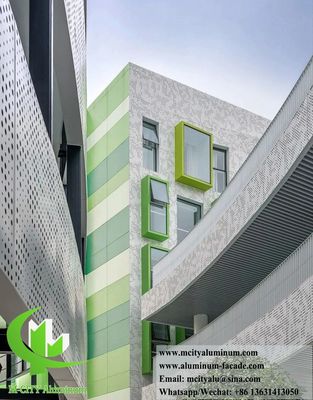 Хорошая цена Порошно покрытая перфорированная алюминиевая панель с настраиваемыми цветами RAL и лазерной резкой CNC для облицовки фасадов онлайн