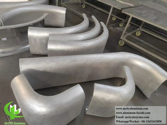 Хорошая цена Специализированные гиперболические металлические фасады Алюминиевая облицовка Двойной изогнутый лист онлайн