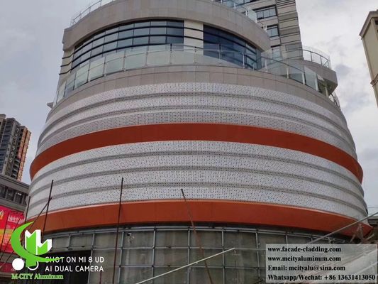 Хорошая цена Настраиваемая краска PVDF Алюминиевая перфорированная панель 1200x2000 мм для фасадной облицовки и шторы онлайн