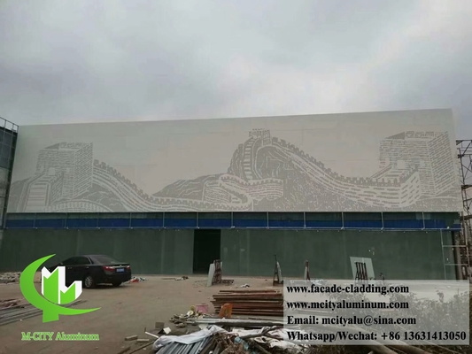 Пефорированная облицовка алюминиевой фасадной панели, покрытая металлическим листом в виде порошка
