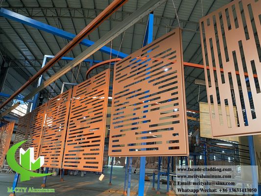 Хорошая цена Декоративные перфорированные металлические экраны Алюминиевые панели для забора, фасада, облицовки Противоржавление Огнеупорный PVDF Коричневый цвет онлайн