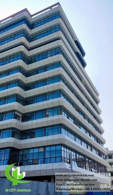 Хорошая цена Настраиваемые алюминиевые стеновые панели с ПВДФ-покрытием толщиной 3 мм для фасадных систем онлайн